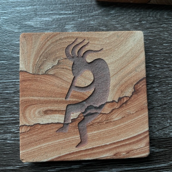 Set of 5 Sandstone Kokopeli Style Southwestern Cork Lined Coasters 3.5" - Picture 2 of 5